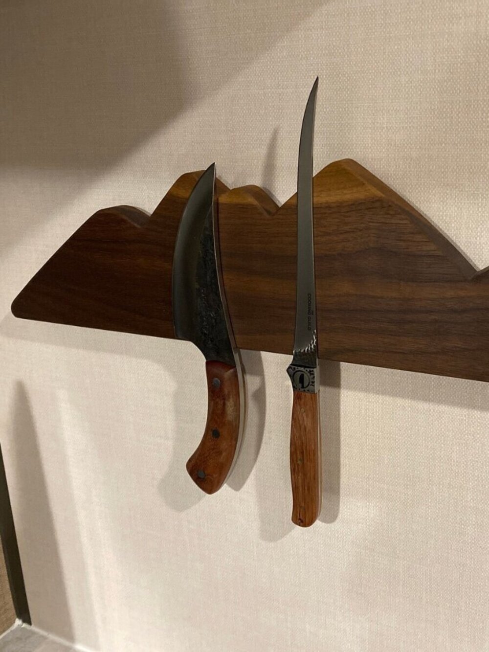 Walnut Mountain Magnetic Knife Rack | Bulletin Board | Ringo Rack